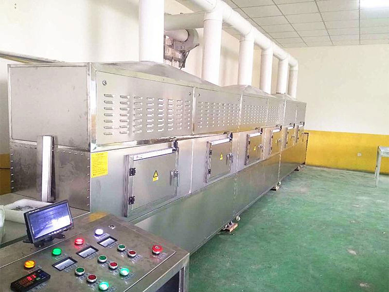 食品加工企业选购专业的微波解冻厂家十分重要